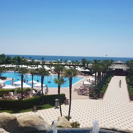Apartment Private In The Best - Family - Beachfront Sunny Beach